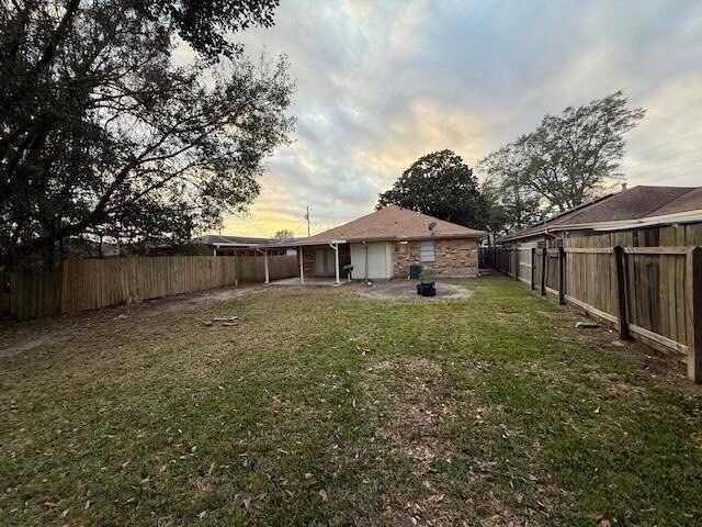 Building Photo - 2013 N Woodlawn Ave