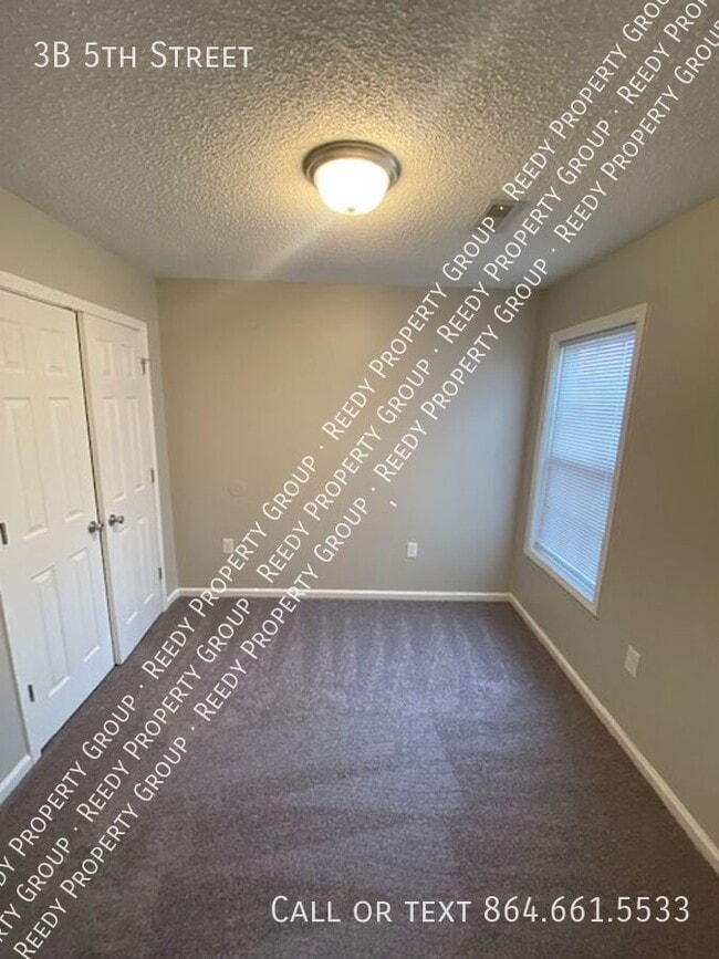 Building Photo - 3B 5th Street-