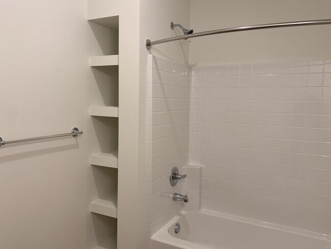 Building Photo - Modern One-Bedroom in the Heart of Wallingford!!!