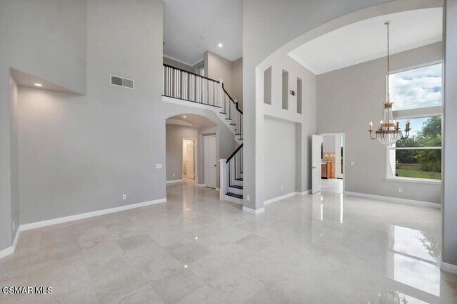 Building Photo - 6320 Ballantine Pl