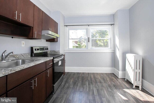 Building Photo - 20 E Merchant St