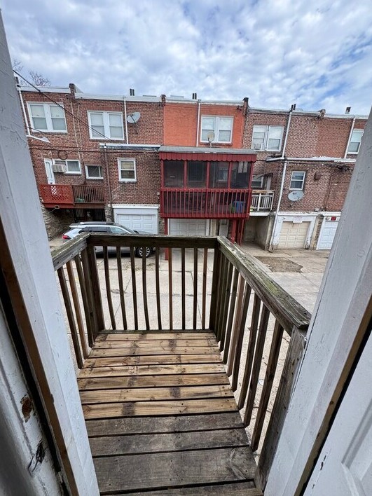 Building Photo - 1939 Plymouth St