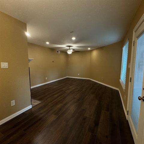 Building Photo - 2314 Bamboo Dr