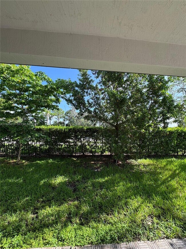 Building Photo - 17355 SW 41st St