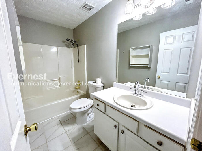 Building Photo - 4350 Sentinel Pl