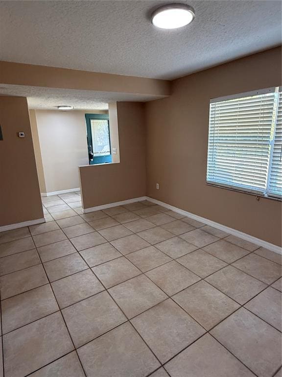 Building Photo - 1247 Lakeview Dr