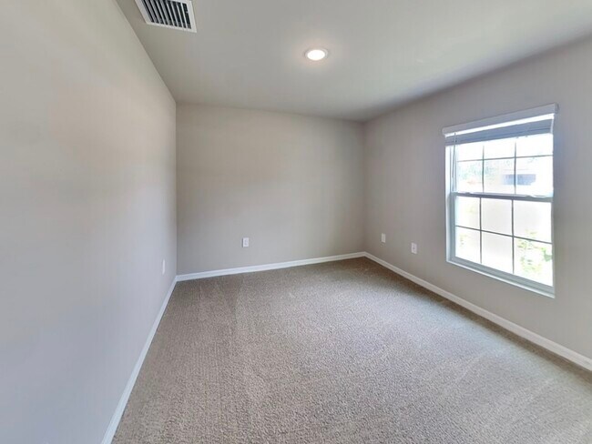 Building Photo - 3522 Gillot Blvd