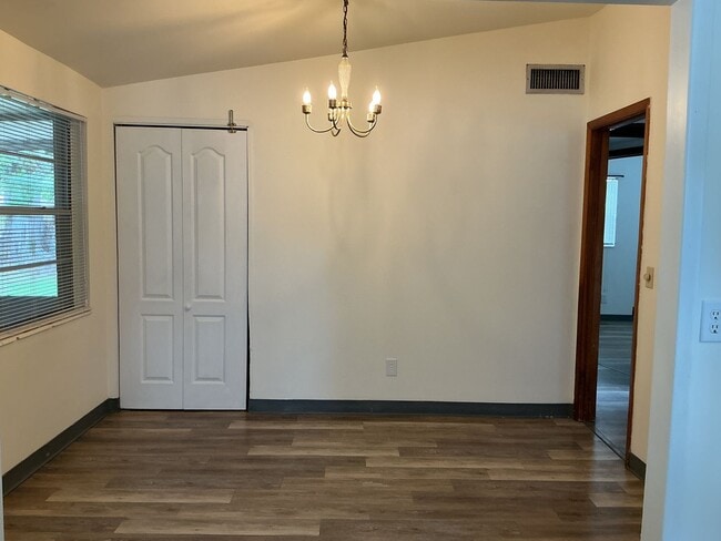 Building Photo - 2BR Home in South Lakeland – Move-In Ready