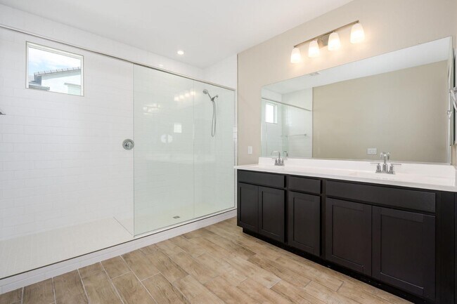 Building Photo - 17716 W Villa Hermosa Ln