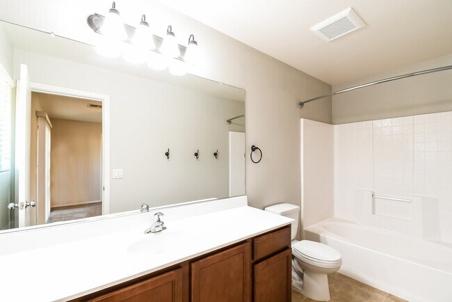 Building Photo - 2285 E Yavapai Ln