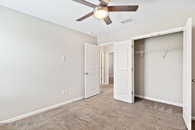 Building Photo - 230 Starnberg Ct