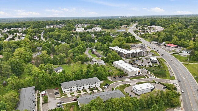 Building Photo - 0 N Cypress Ln