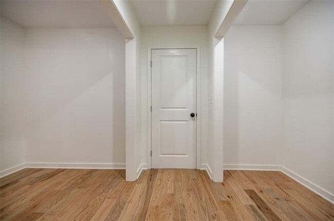 Building Photo - 3154 N Druid Hills Rd