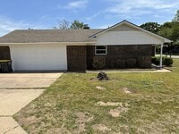 Building Photo - 403 E F St