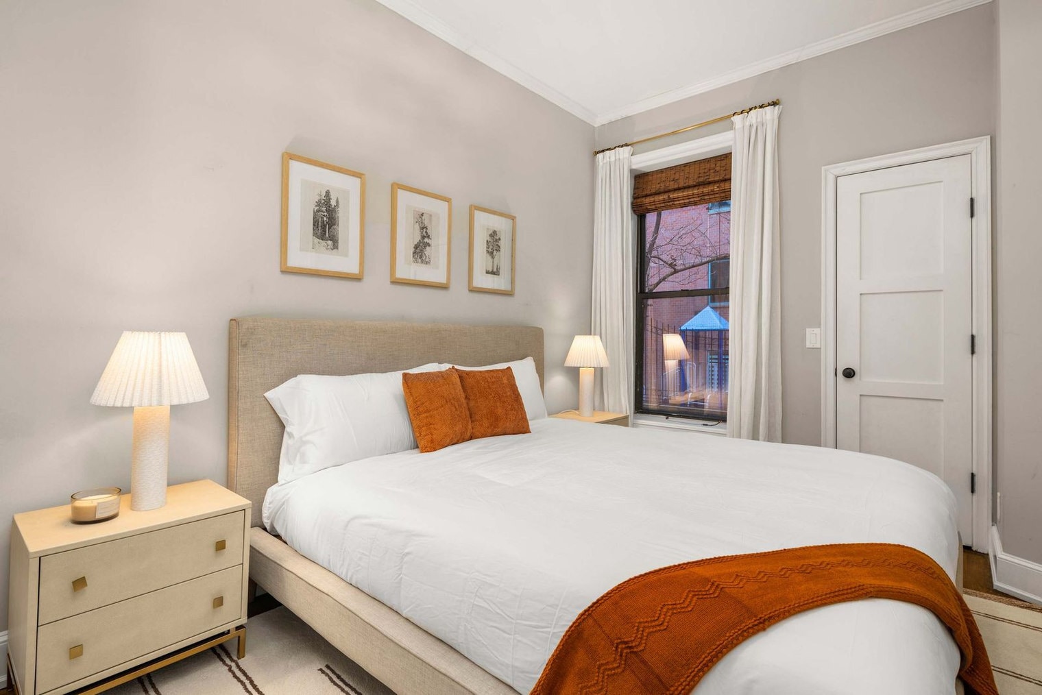 Building Photo - 49 W 16th St