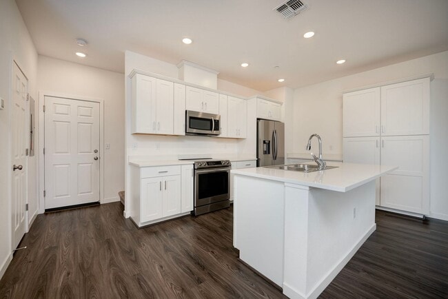 Building Photo - 5691 Whimsical Ln