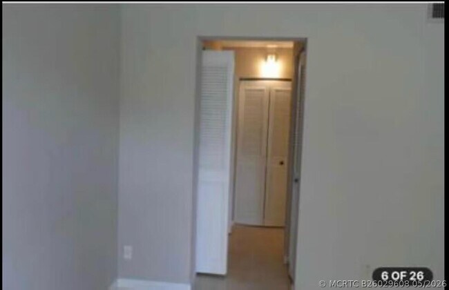 Building Photo - 1105 Green Pine Blvd