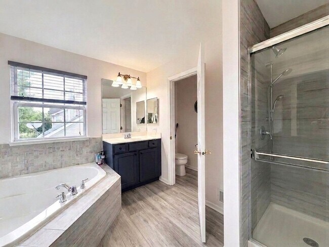 Building Photo - Spacious 4 Bed / 3.5 Bath Home with Finished Basement & Community Amenities in Wadsworth!