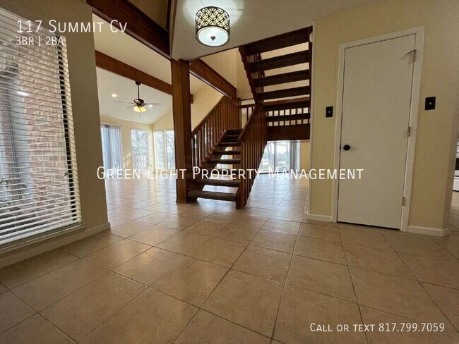 Building Photo - 117 Summit Cove