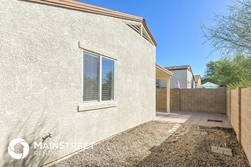 Building Photo - 5152 E Desert Straw Ln