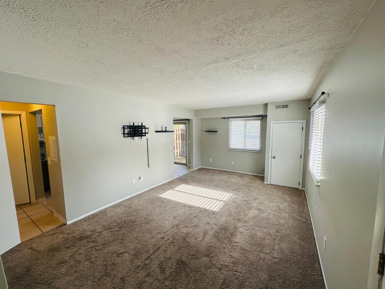 Building Photo - 1291 Jester Ct