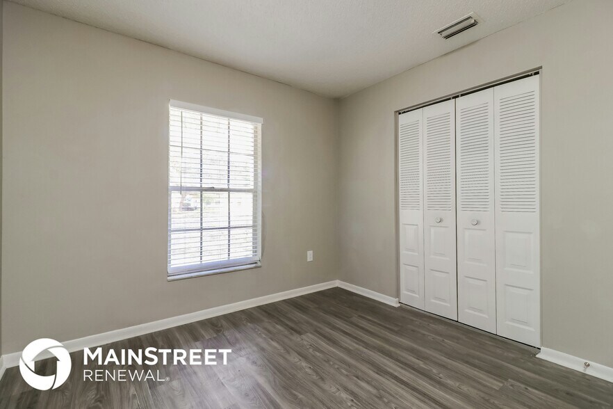 Building Photo - 2289 Crystalview Ct