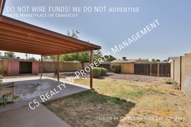 Building Photo - 217 E Fordham Dr