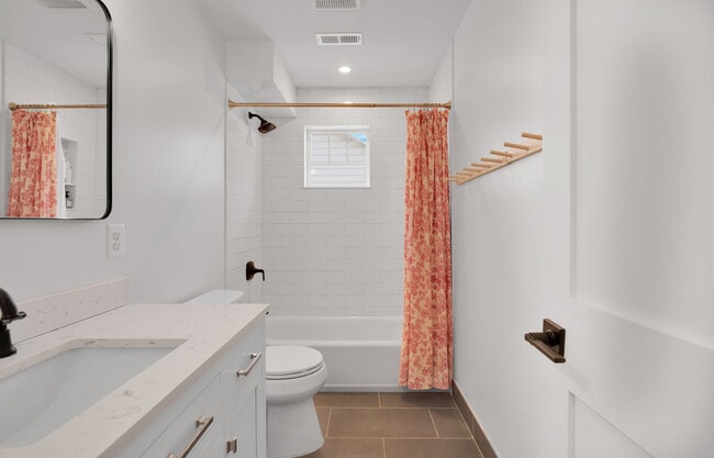 Building Photo - 6427 83rd Pl