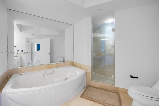 Building Photo - 3200 N Ocean Blvd