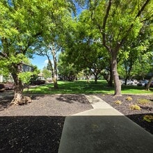 Building Photo - Cute 3BD/1.5BA Townhome with Great Commute location in Danville