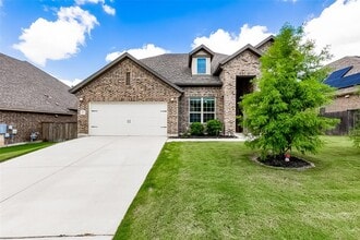 Building Photo - 4221 Valley Oaks Dr