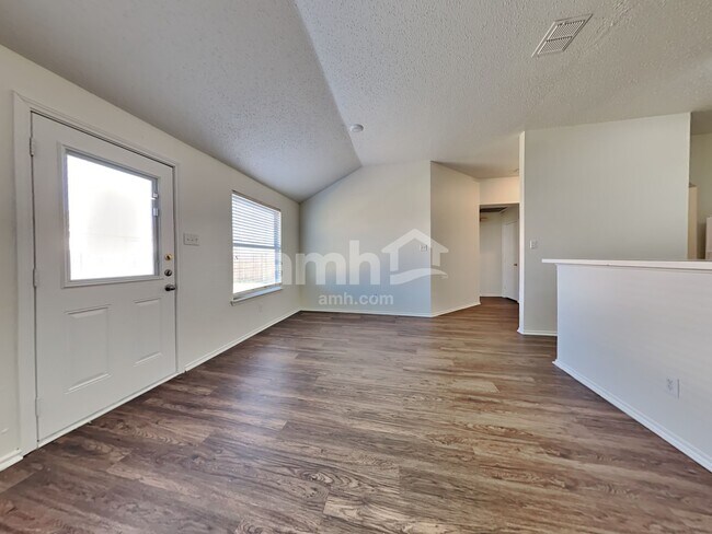 Building Photo - 524 Richmond Park Ln