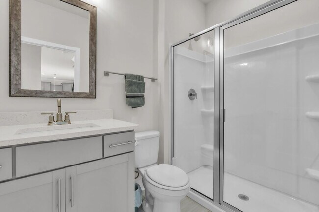 Building Photo - Elegant 5BR/4BA Home Minutes from the Swam...