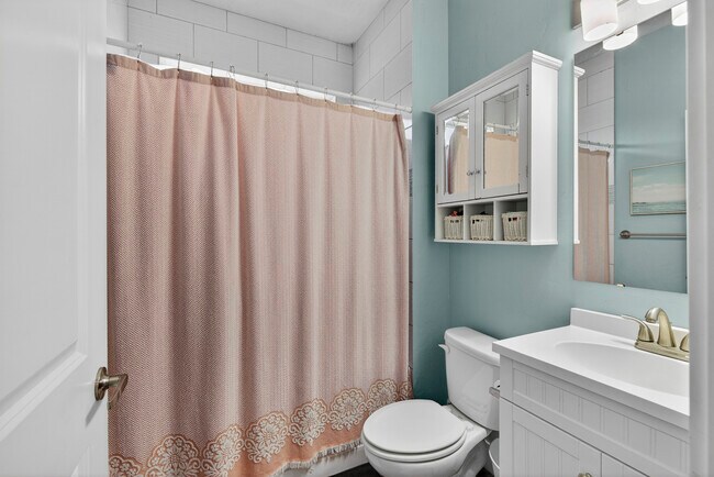 Building Photo - 2110 S Herron Dr