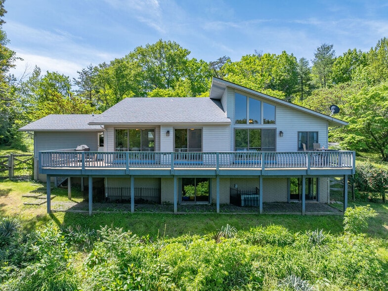 Building Photo - 4047 Amicus Rd