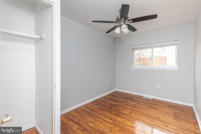 Building Photo - 742 N 20th St