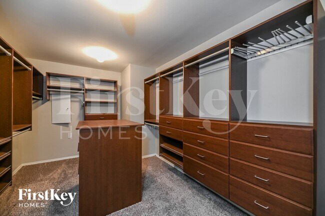 Building Photo - 103 Salt Meadow Ln