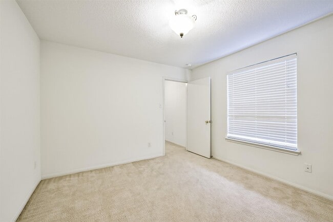 Building Photo - 7931 Westington Ln