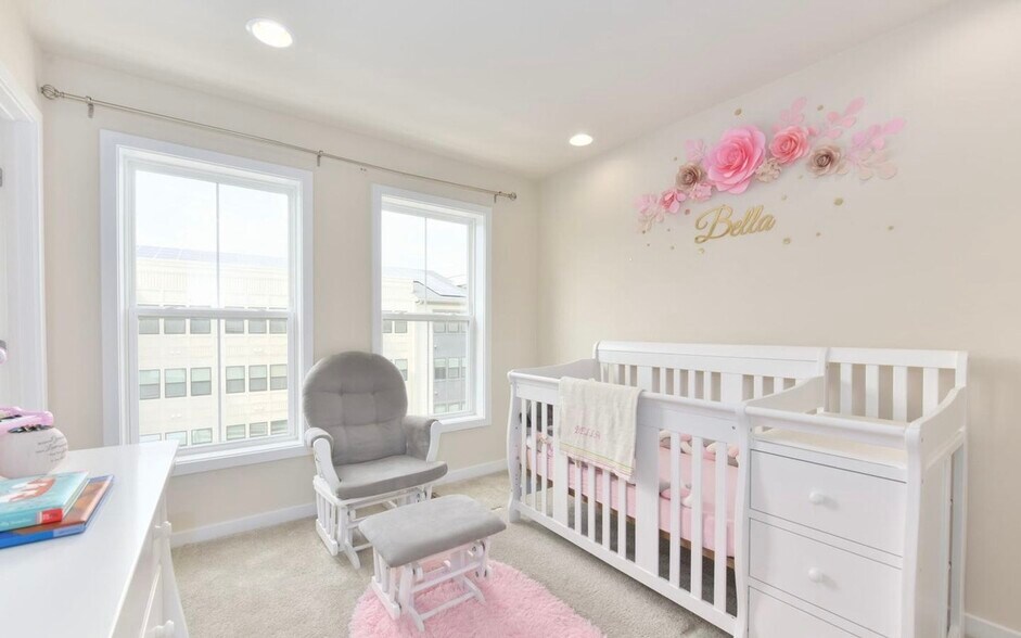 Building Photo - 12611 Macaulay St