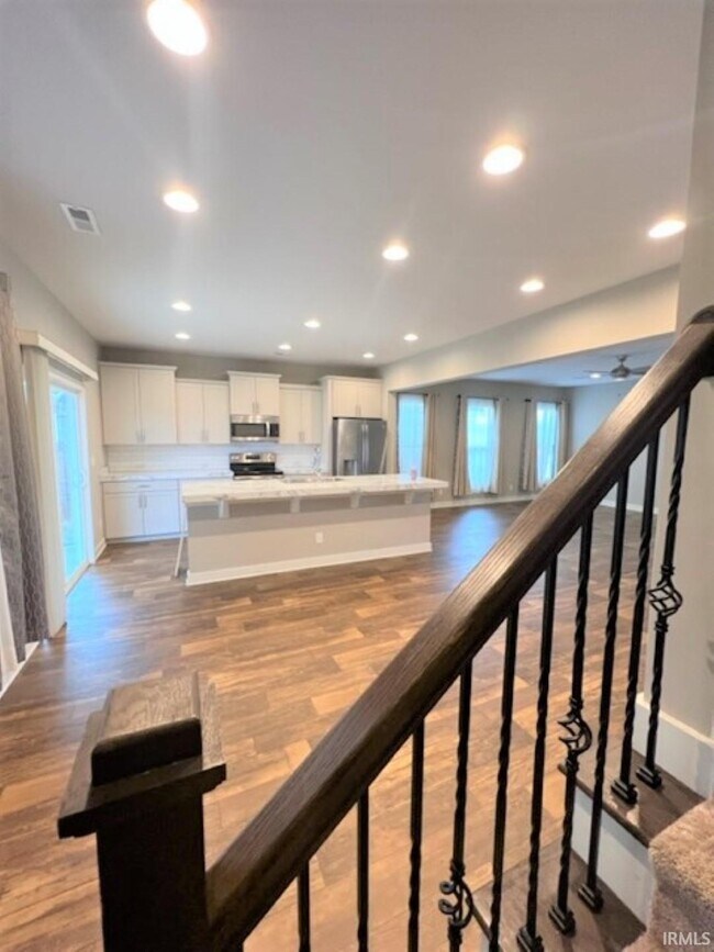 Building Photo - 5943 Brookstone Dr