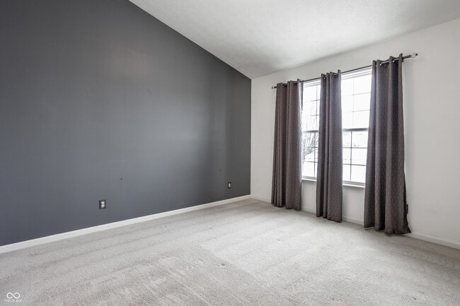 Building Photo - 3394 Roundlake Lane