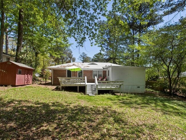 Building Photo - 1572 Berkeley Ln NE
