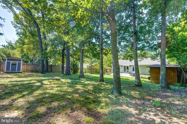 Building Photo - 7806 Jansen Dr