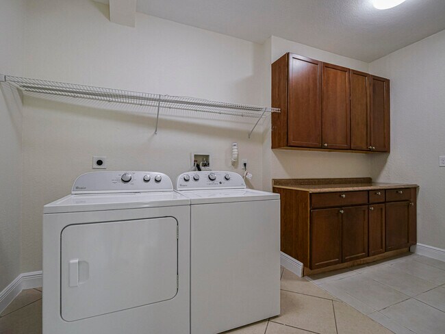 Building Photo - 5605 Spanish River Rd