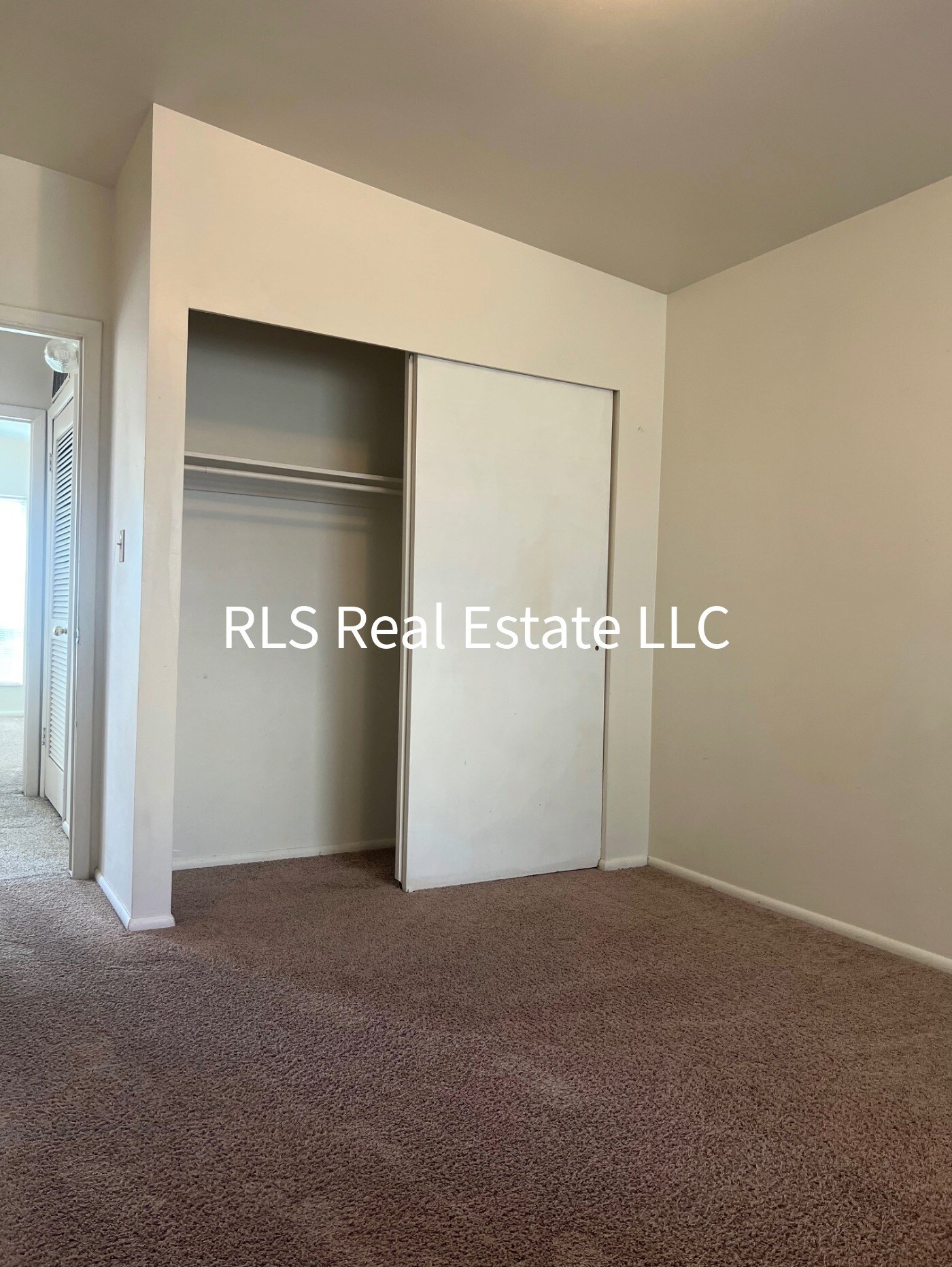 Building Photo - 8705 S Altair Drive