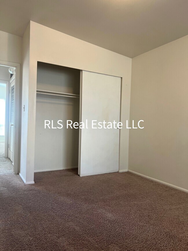 Building Photo - 8705 S Altair Drive