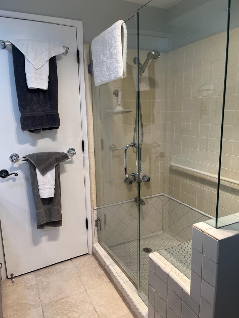 Bath Room - 2879 Exeter Pl