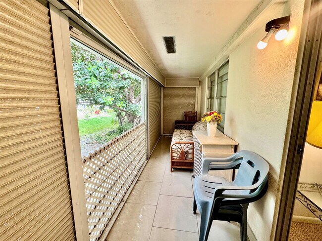 Building Photo - 120 Tilford F