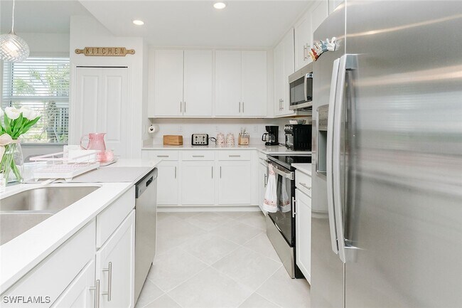 Building Photo - 5555 Double Eagle Cir