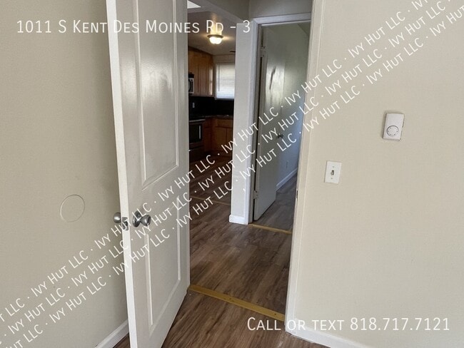 Building Photo - 1011 Kent Des Moines Rd